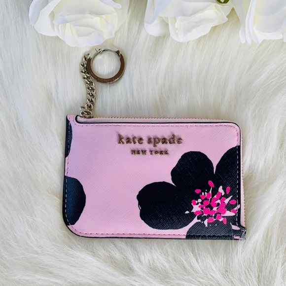kate spade Handbags - Kate spade Cameron medium l zip card holder